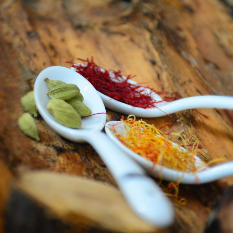 safran en pistil
safran pur
safran naturel
safran de qualité
pistils de safran
safran épice